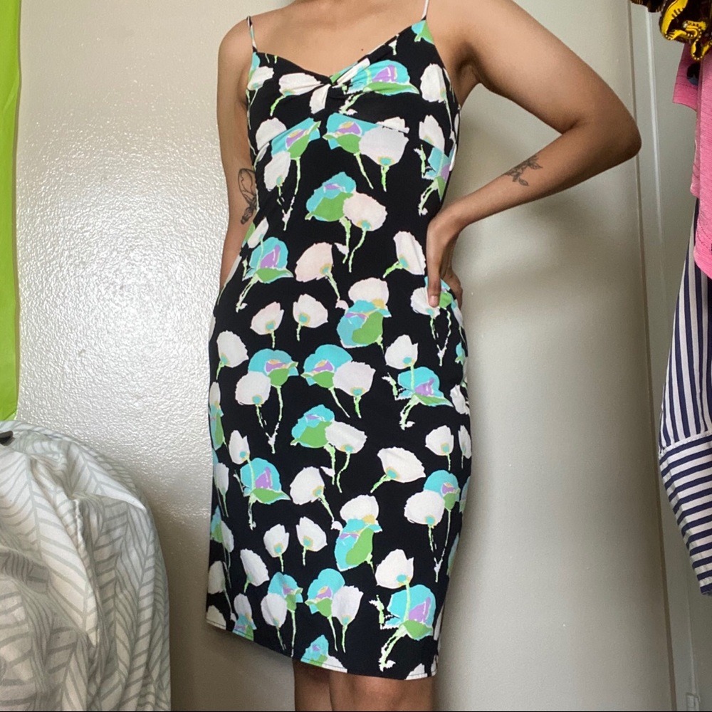 ✨BCBG MaxAzria FLORAL DRESS✨